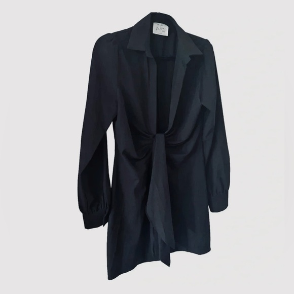 Native Dresses & Skirts - Native One Women's Black Long Sleeve Tie Front Plunge V-Neck Mini Dress Size L